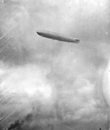 CGH-19281003-Zeppelin-LZ127-Chemnitz1