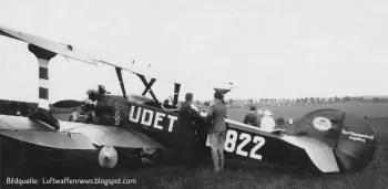 Udets Maschine mit der Kennung D-822